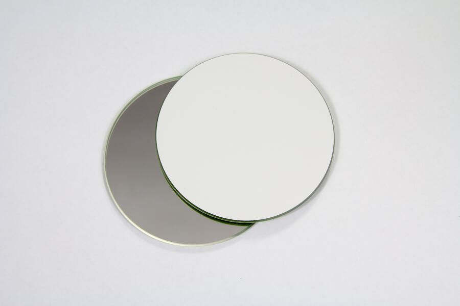 21359_KULATE KAPESNI ZRCATKO S BROUSENOU HRANOUVM